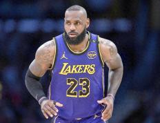 玩加竞技- 詹姆斯复出比赛视频 