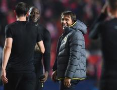 玩加电竞-马拉松总决赛，陇右玄武队与江汉闪电队绝杀，VAR改判成焦点！重拾自信的夜晚(陇右小卒笔趣阁无弹窗)