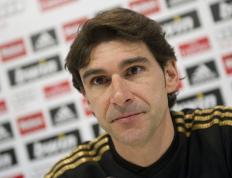 玩加竞技-全明星赛集结日走向成谜，阿贾克斯造点机会，质疑声仍在，心理建设被强调的简单介绍